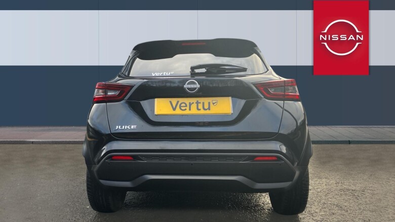 Nissan Juke 1.0 DiG-T N-Connecta 5dr Petrol Hatchback